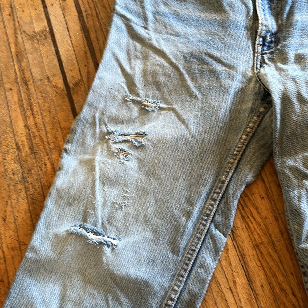 Distressed Levi’s - Picture 2 of 7